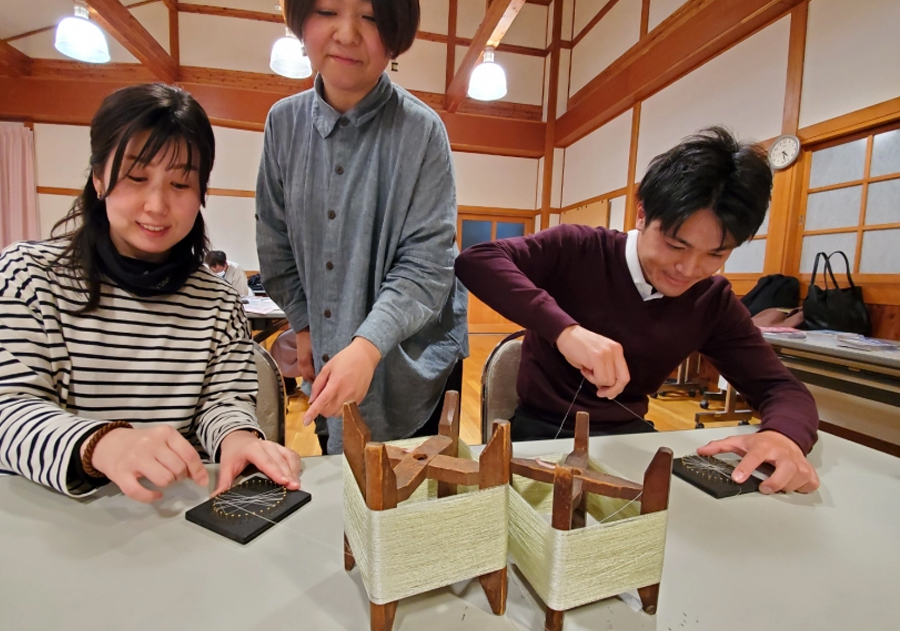 天蚕糸掛けアートの体験